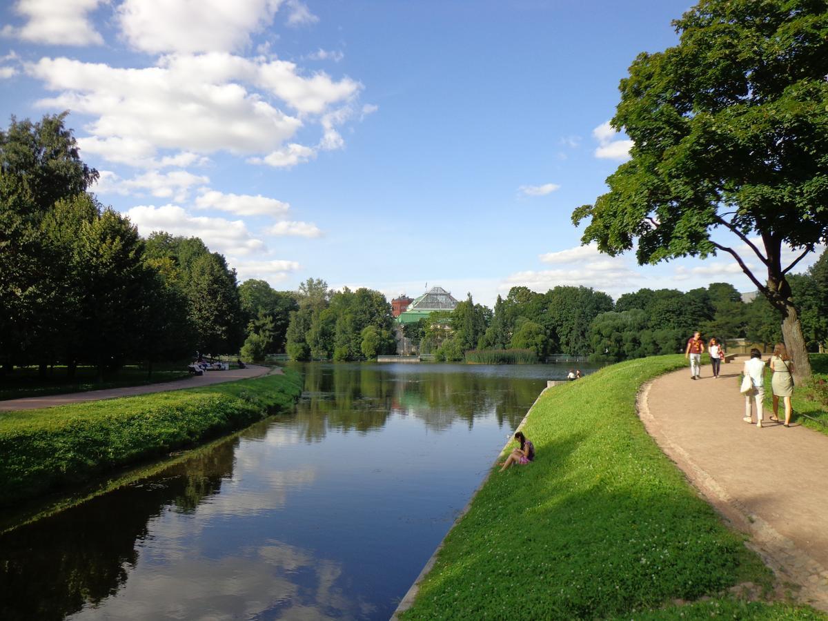 Hotel My Favourite Garden San Petersburgo Exterior foto