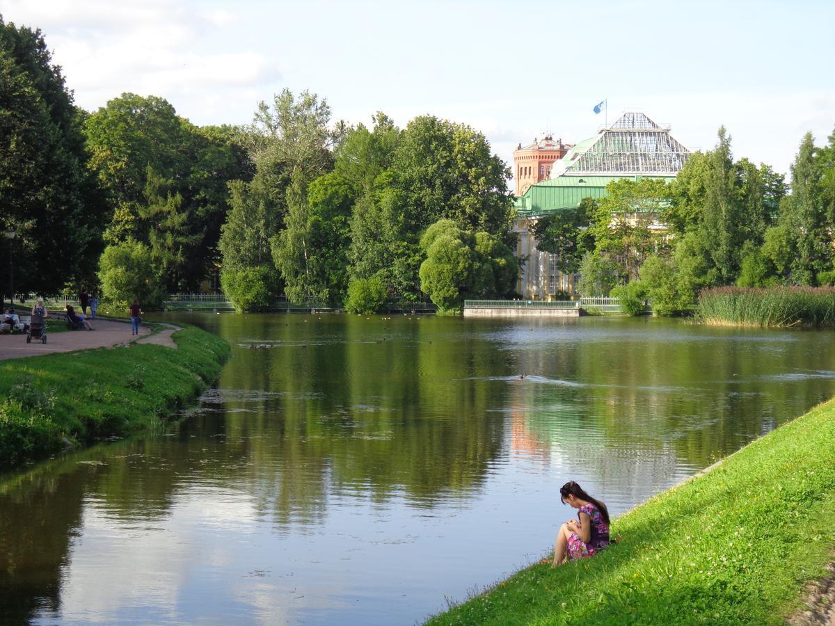 Hotel My Favourite Garden San Petersburgo Exterior foto